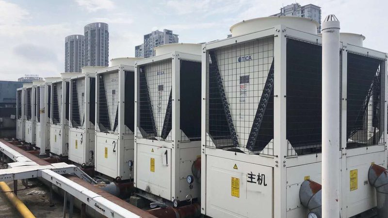 变频冷水机与普通冷水机：性能差异与选型要点